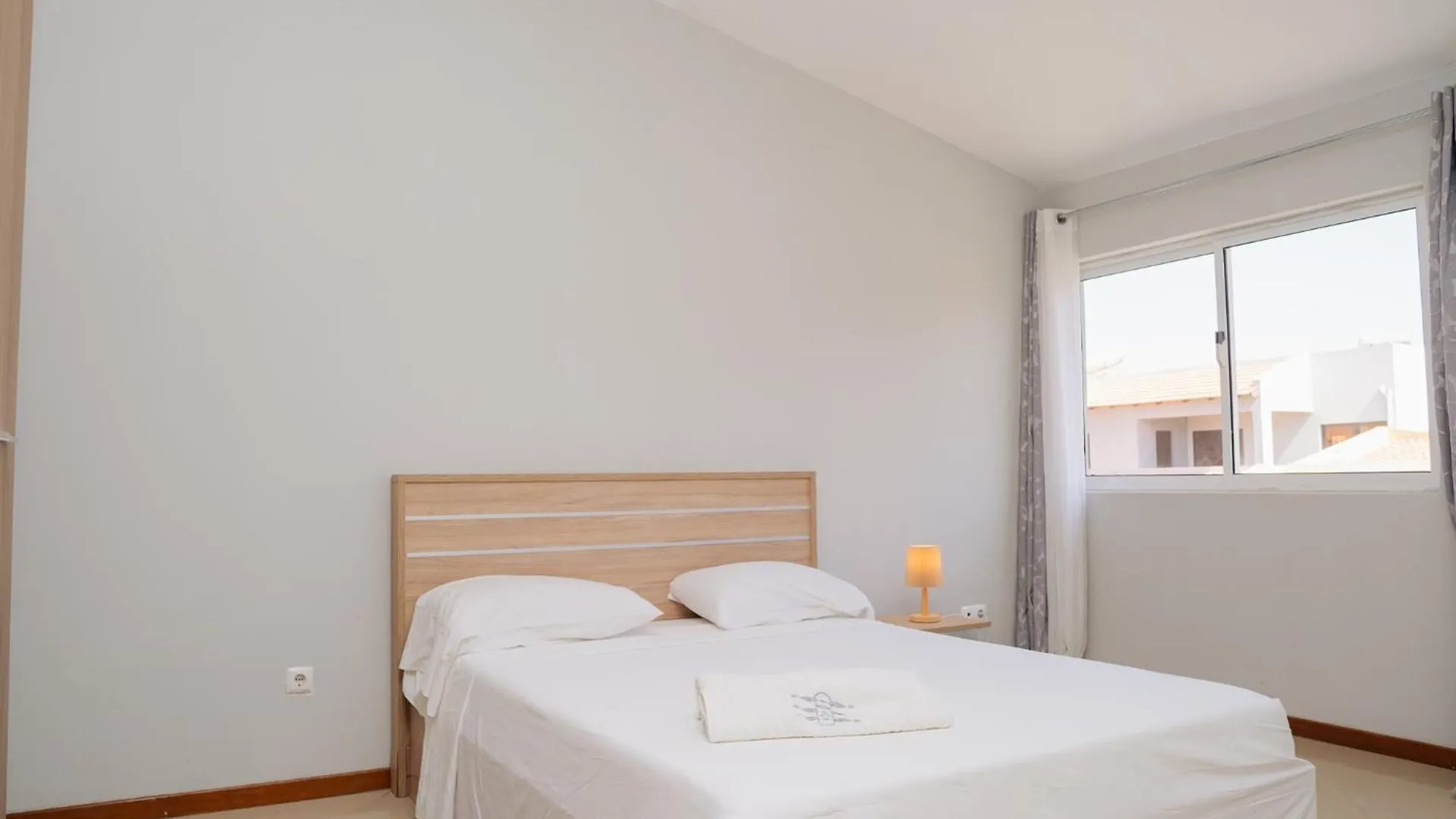Praia Guest House 0*,